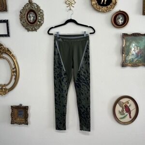 Stella McCartney x Adidas Olive Green Leopard Print Performance Leggings – XS